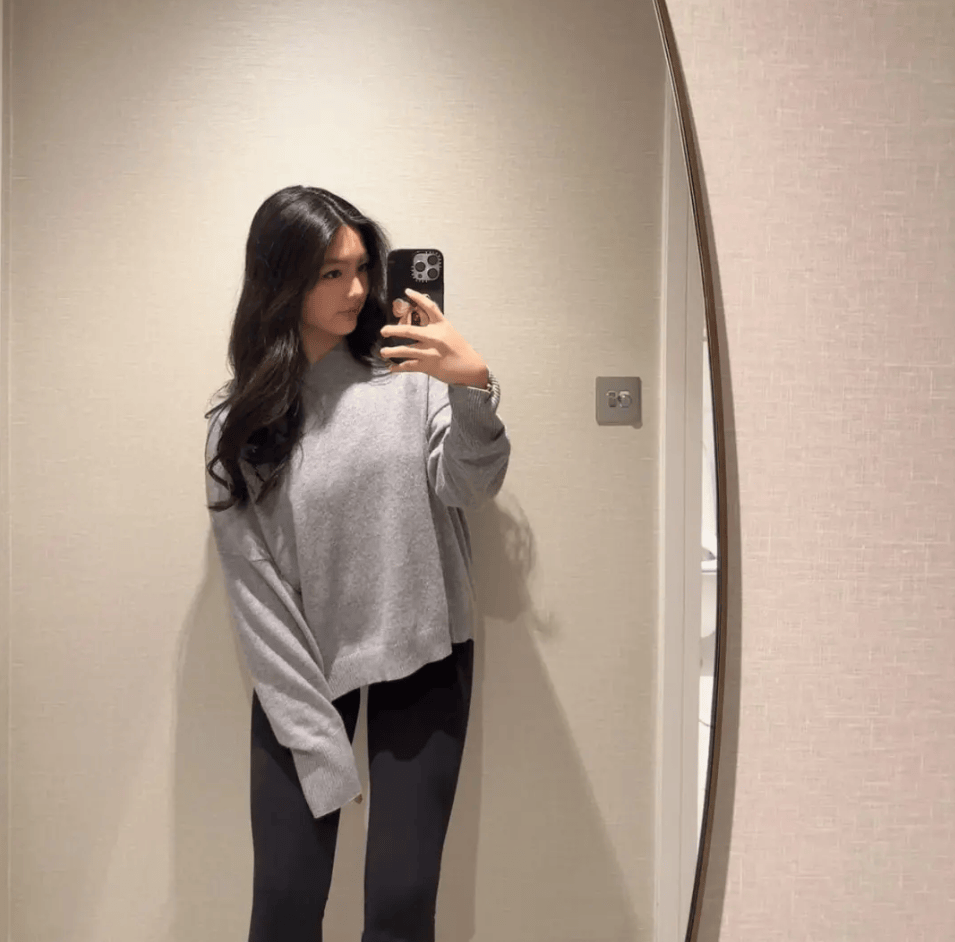 15岁王诗龄瘦20斤堪比做了次医美瑜伽裤穿出“超模腿”瘦成小V脸美到认不出(图3)