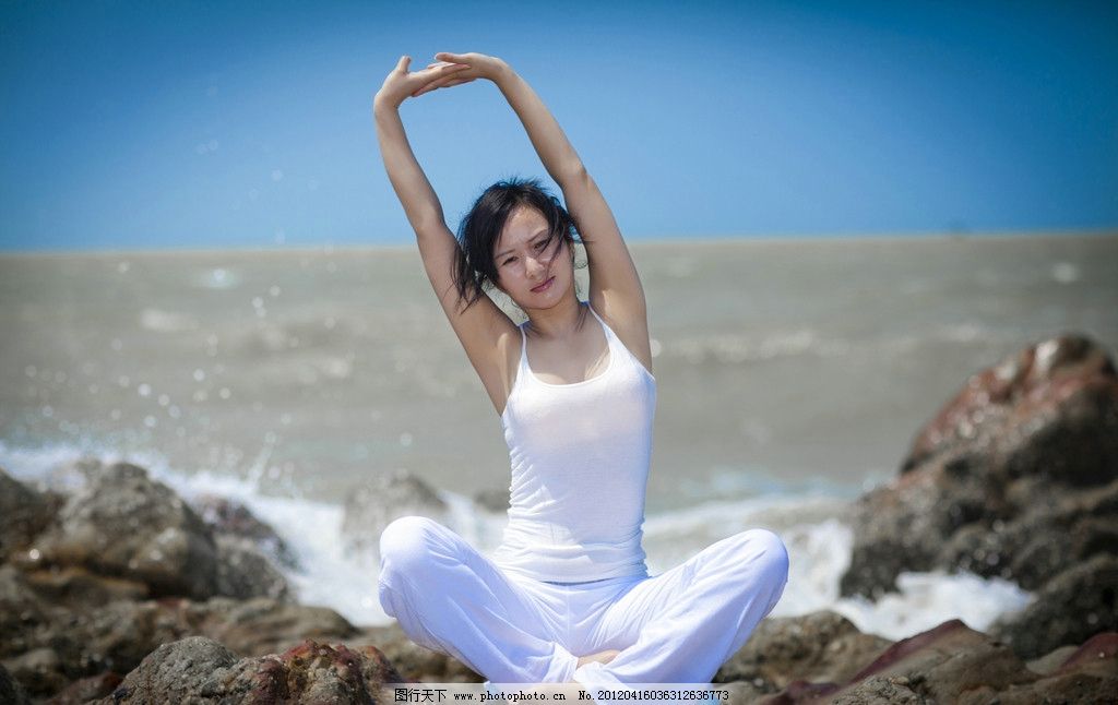 舞动青春瑜伽放松：探寻身心健康的新时刻
