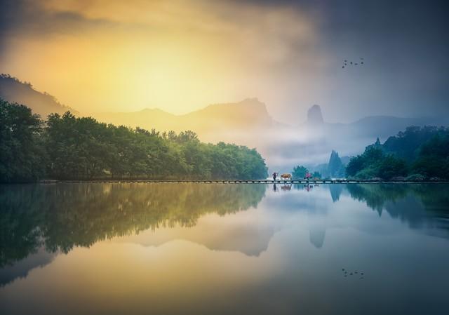 读书锻炼善待自己坚持到底(图1)