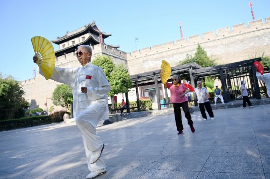 “银龄行动”何以燃动体育(图1)