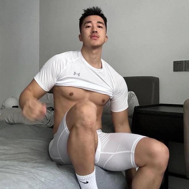 6个腿部训练动作燃烧赘肉打造粗壮的大腿(图1)