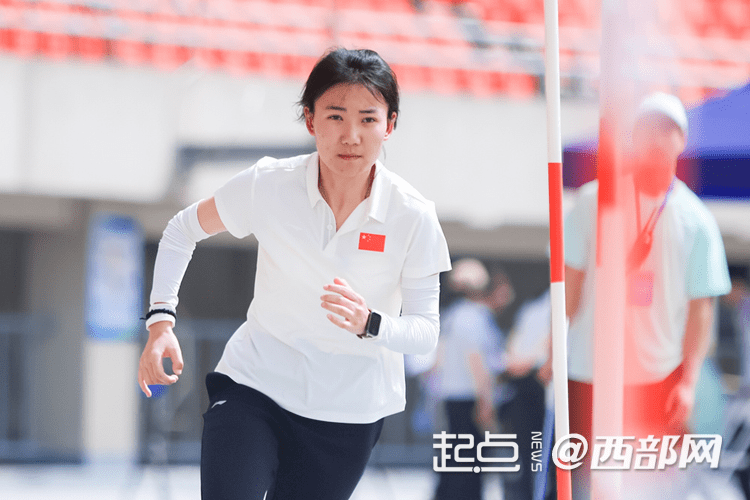 陕西千余干部职工同场竞技 全民健身热潮涌动赛场(图5)
